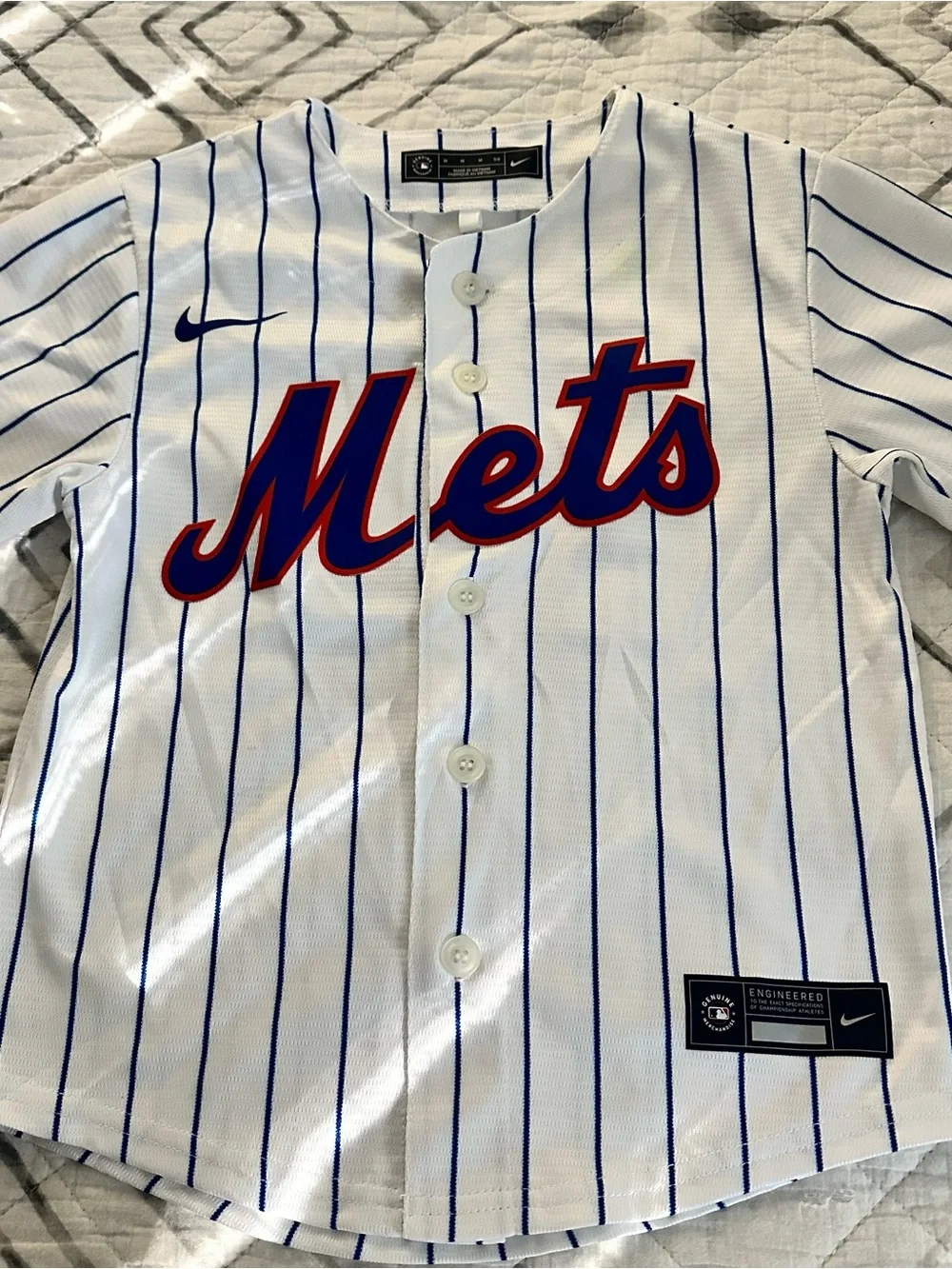 Nike Kids New York Mets White and Blue Pinstripe Baseball Jersey Size: 5/6 M